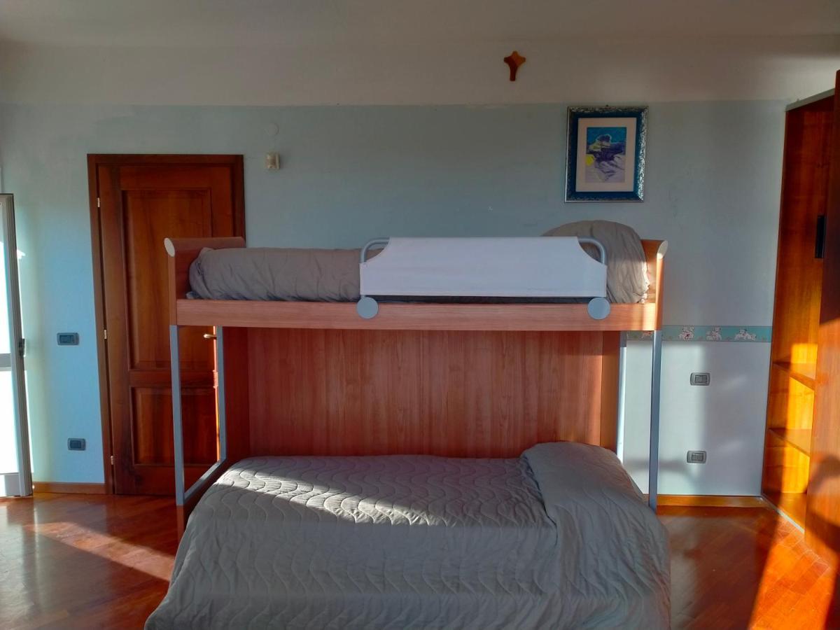 Casa Vacanze "La Quiete" Guest House Nonio Екстериор снимка